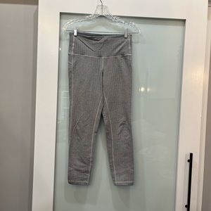 Gap Fit High Waisted Herringbone Leggings, Size Small